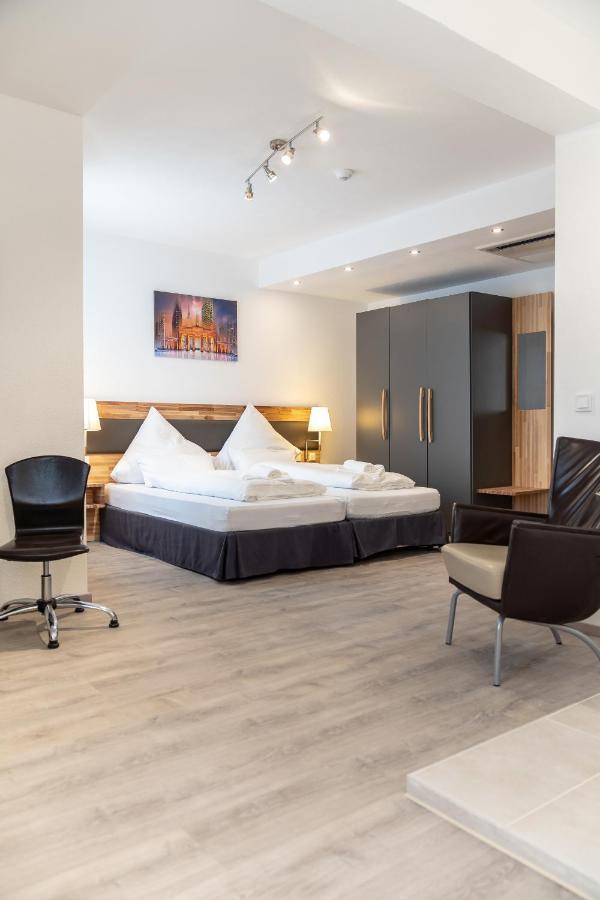 Hotel In Laisen Reutlingen Dış mekan fotoğraf
